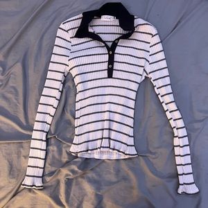 Strip long sleeve shirt.